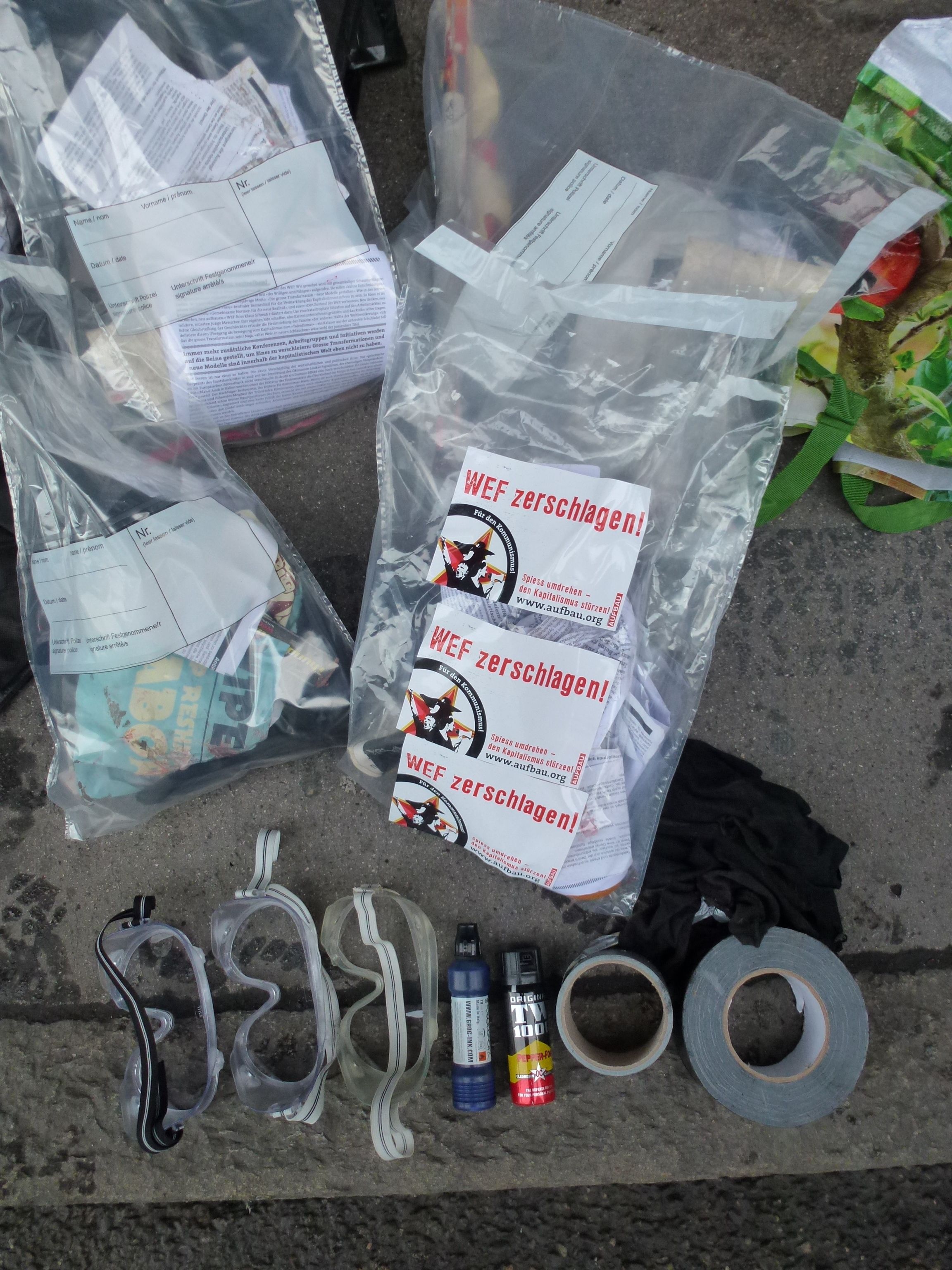 Sichergestellte Gegenstände beim Bollwerk